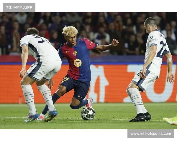 亨利尖锐批评巴萨防守：4场丢7球，如此表现难争冠