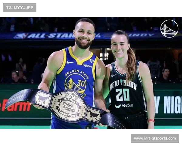 “女库里”约内斯库与影星成龙赛前合影互动 “女库里”约内斯库与影星成龙赛前合影互动