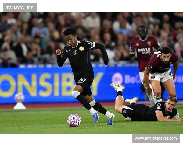 切尔西角球中柱，德拉普补射扳平比分